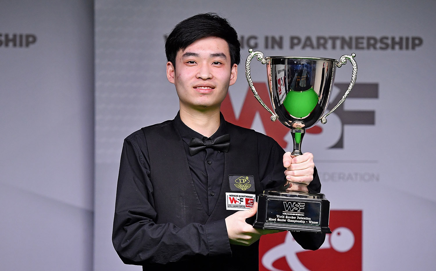 新的悬念 新的悬念